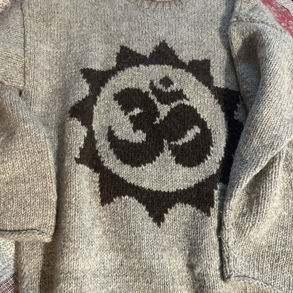 Vintage 100% wool Om Tunic length sweater from Nepal